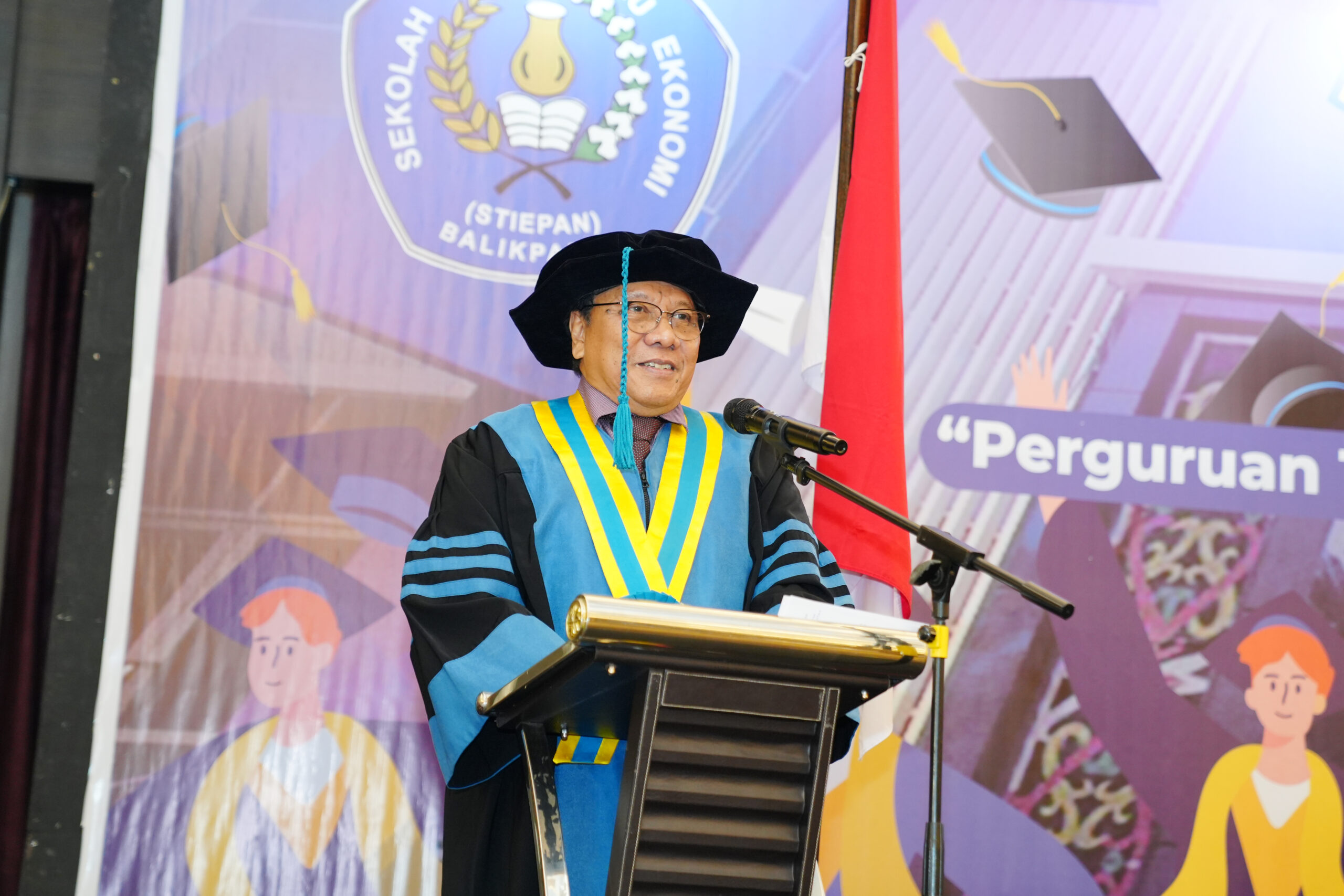 Prof. Dr. Suhartono, S.E, M.M